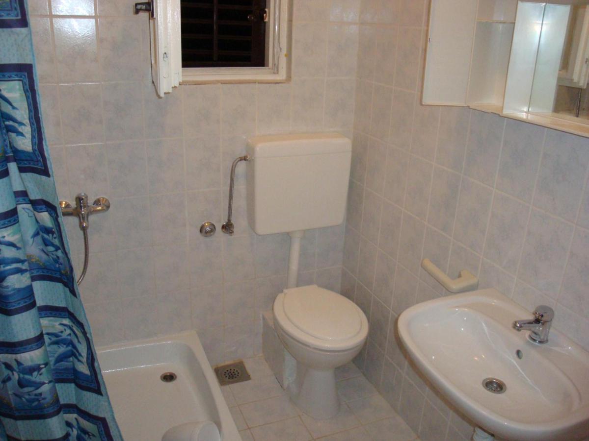 Apartments By The Sea Barbat, Rab - 17620 Barbat na Rabu Exterior photo
