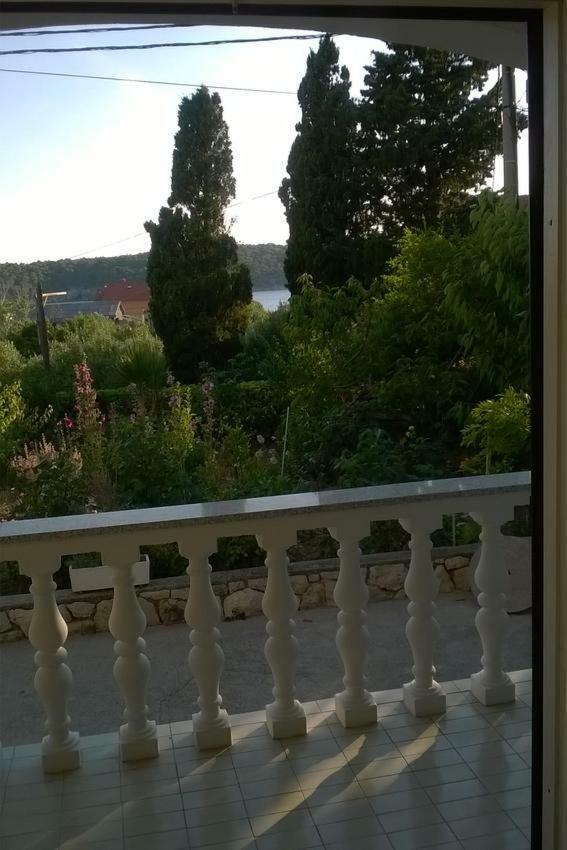 Apartments By The Sea Barbat, Rab - 17620 Barbat na Rabu Exterior photo